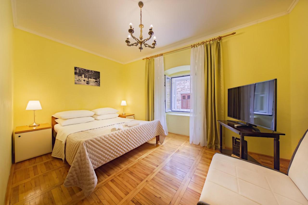 Apartments Niko Skradin Luaran gambar