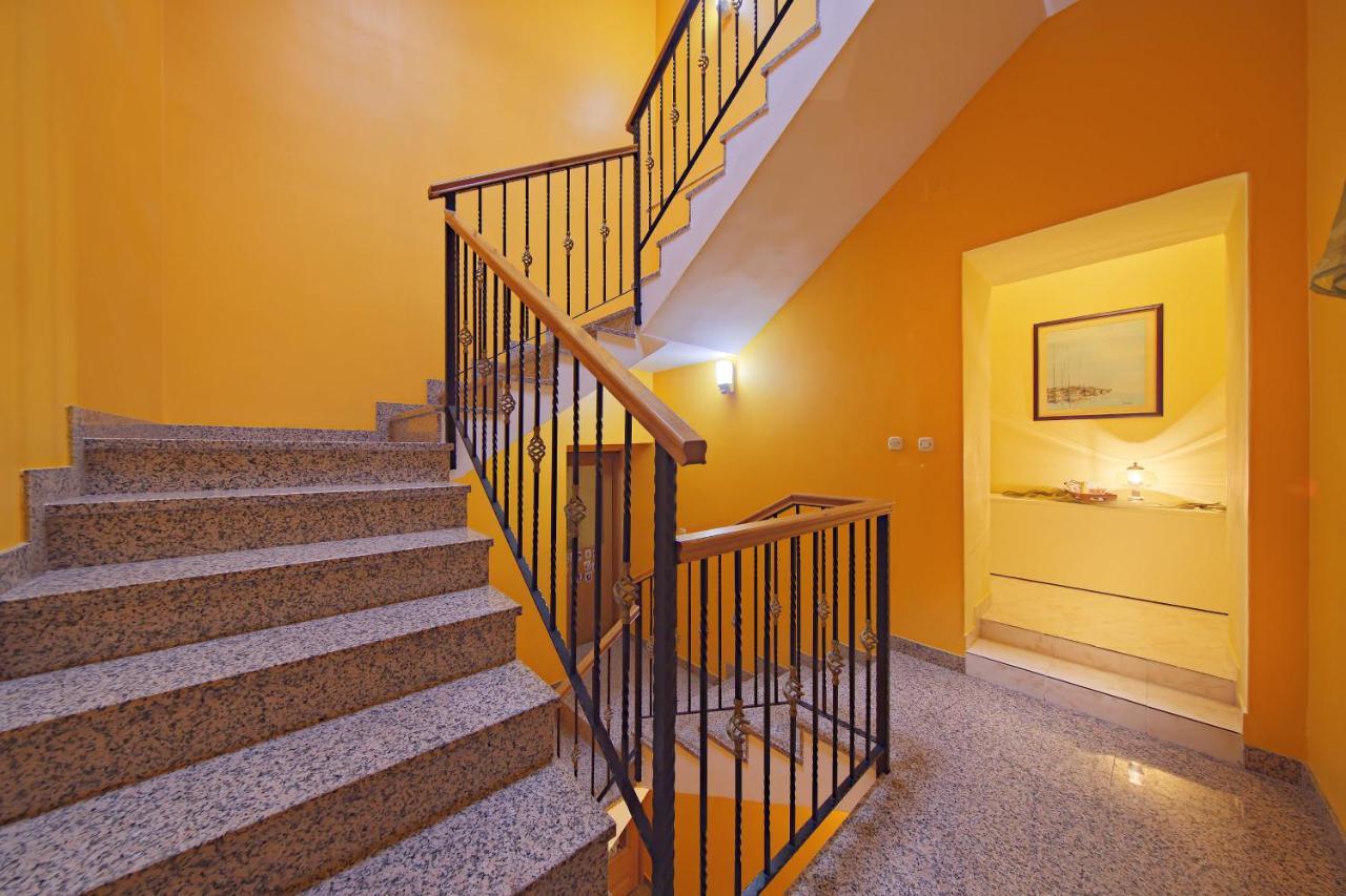 Apartments Niko Skradin Luaran gambar